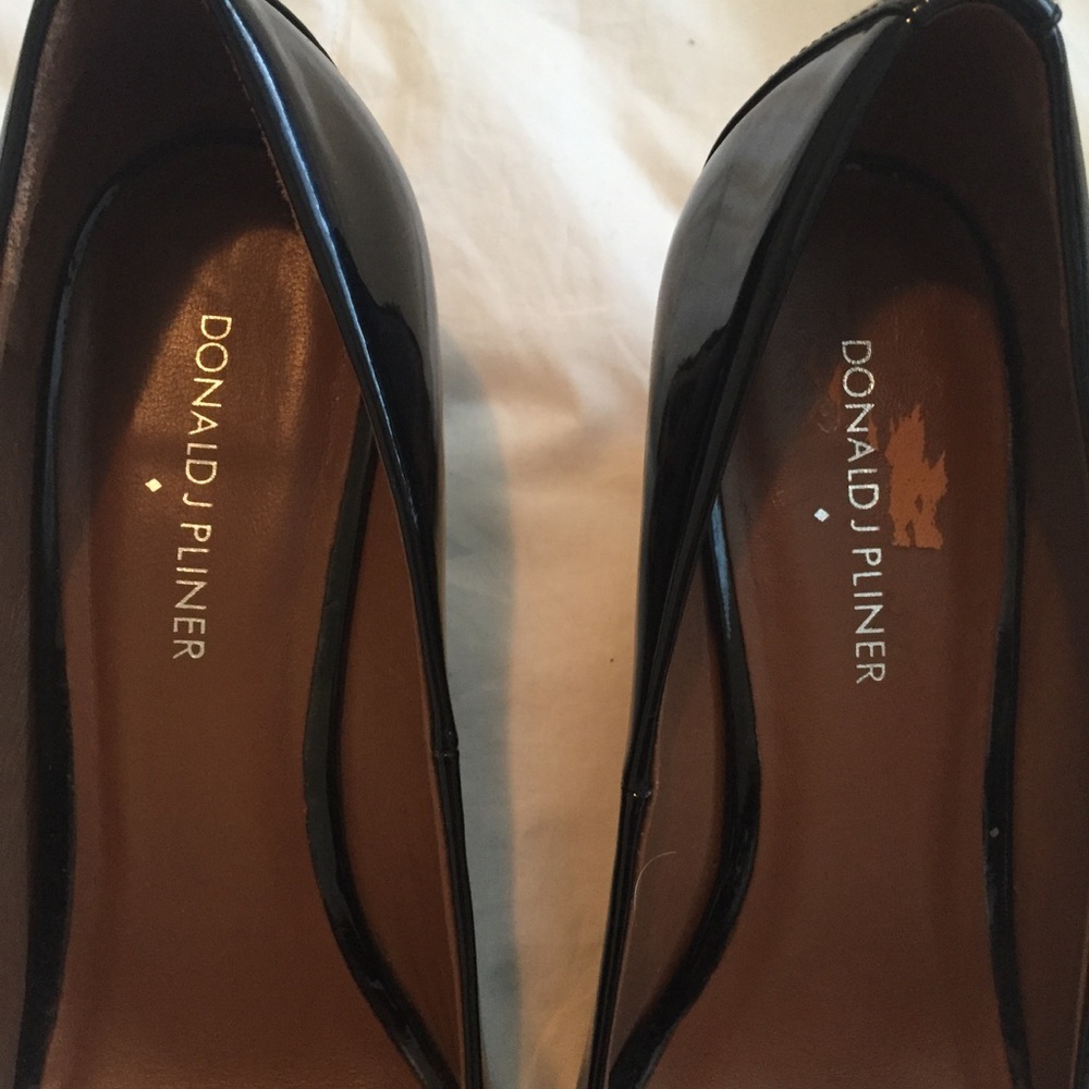 Donald J Pliner Peep toe calf hair pumps - Size 9 - Picture 3 of 7